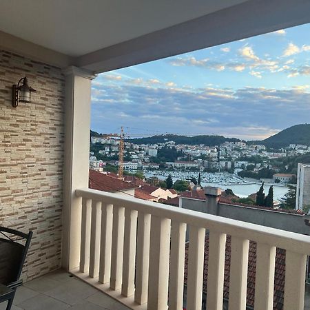 Apartment Violeta 1 With Private Terrace Dubrovnik Dış mekan fotoğraf