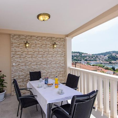 Apartment Violeta 1 With Private Terrace Dubrovnik Oda fotoğraf