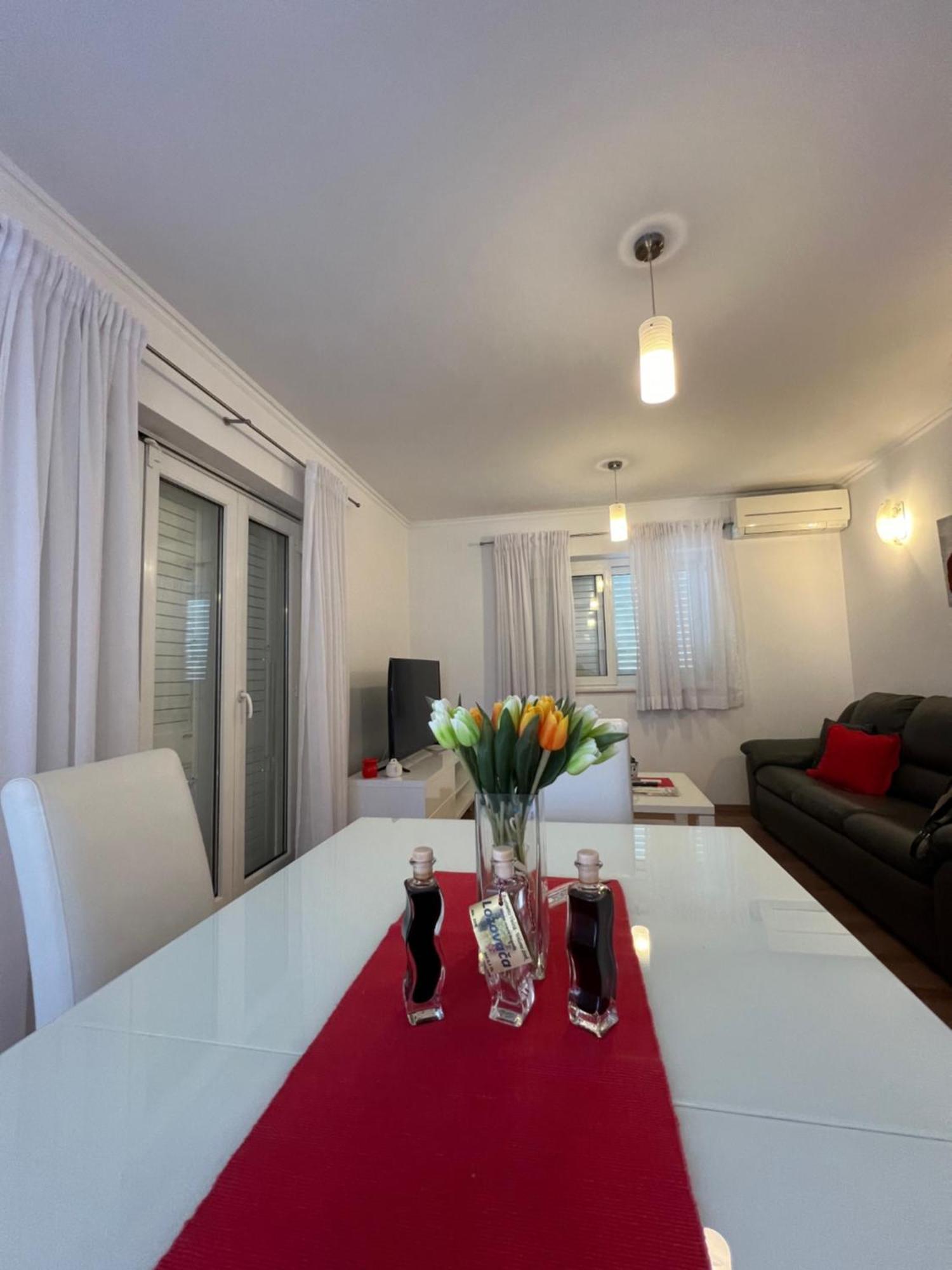 Apartment Violeta 1 With Private Terrace Dubrovnik Dış mekan fotoğraf